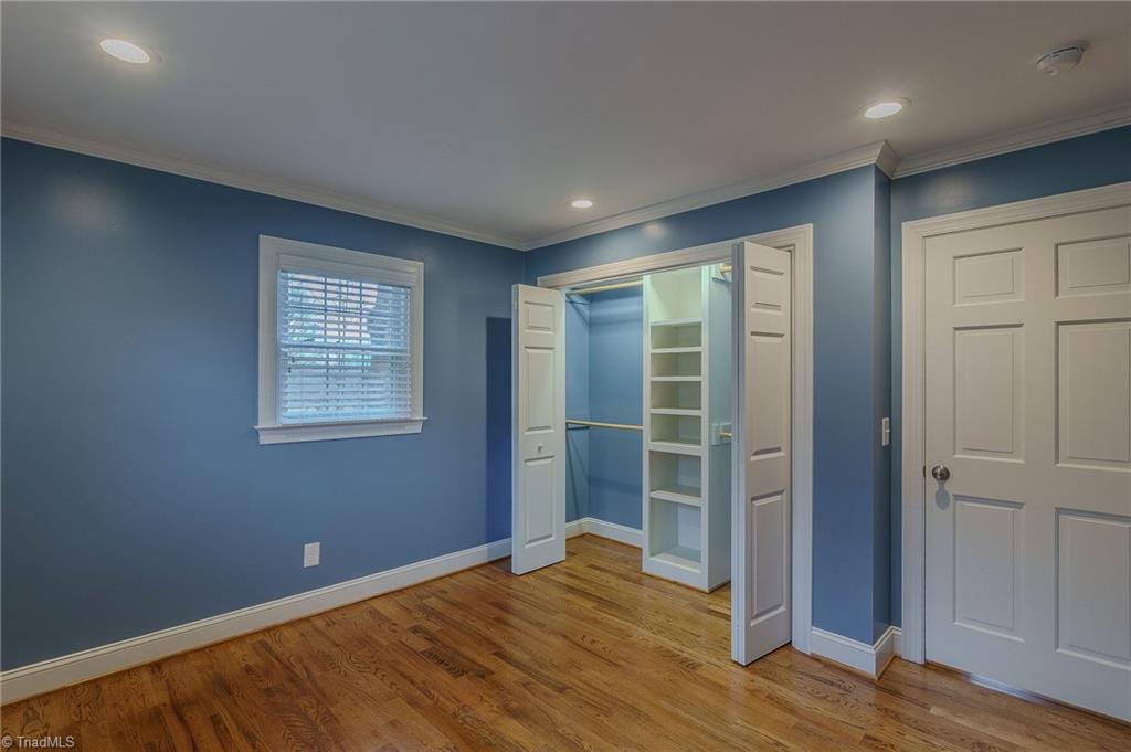 property viewer photo 21
