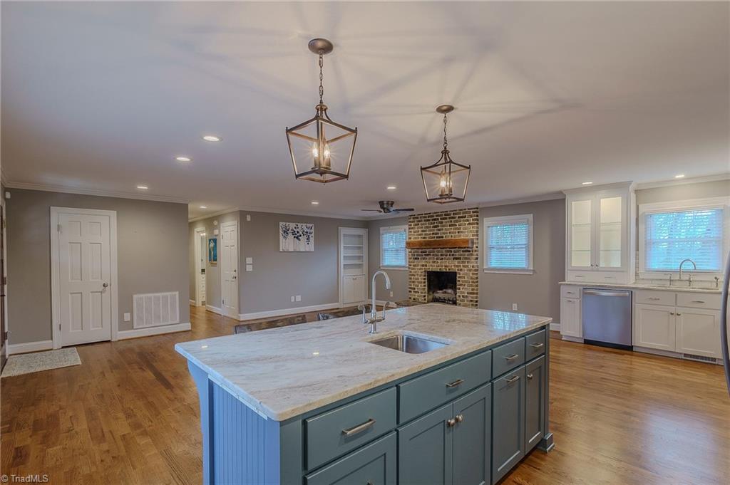 property viewer photo 8