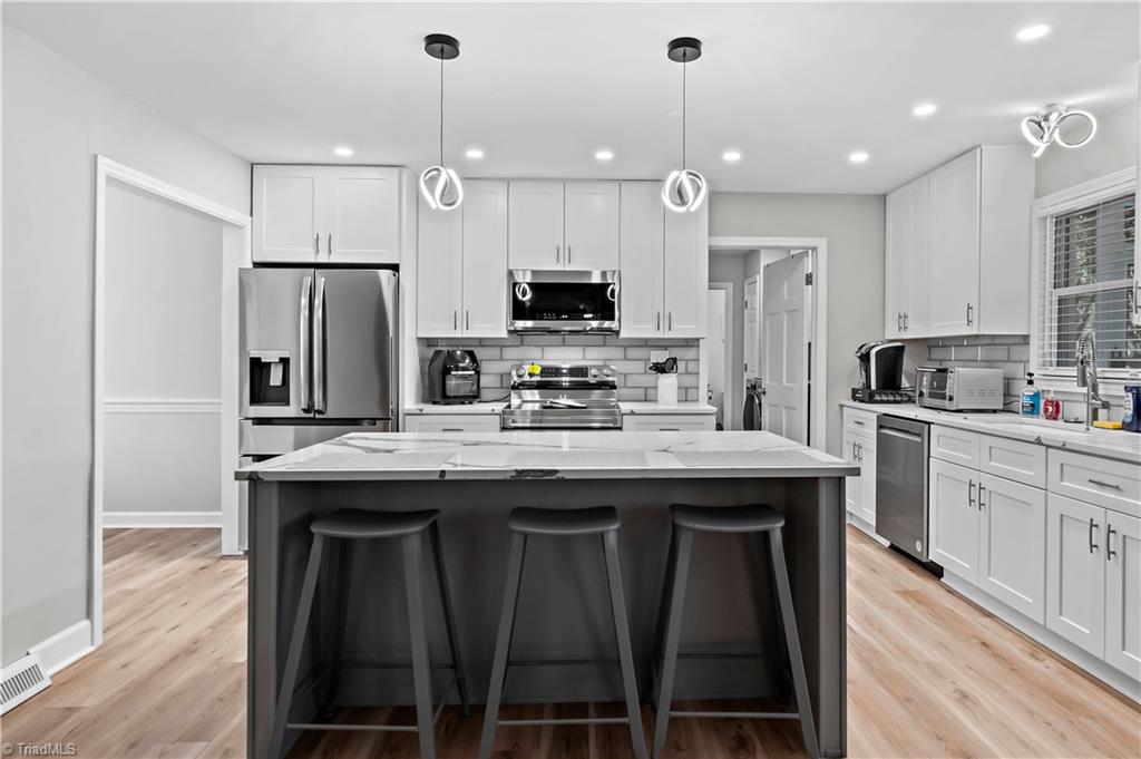 property viewer photo 11