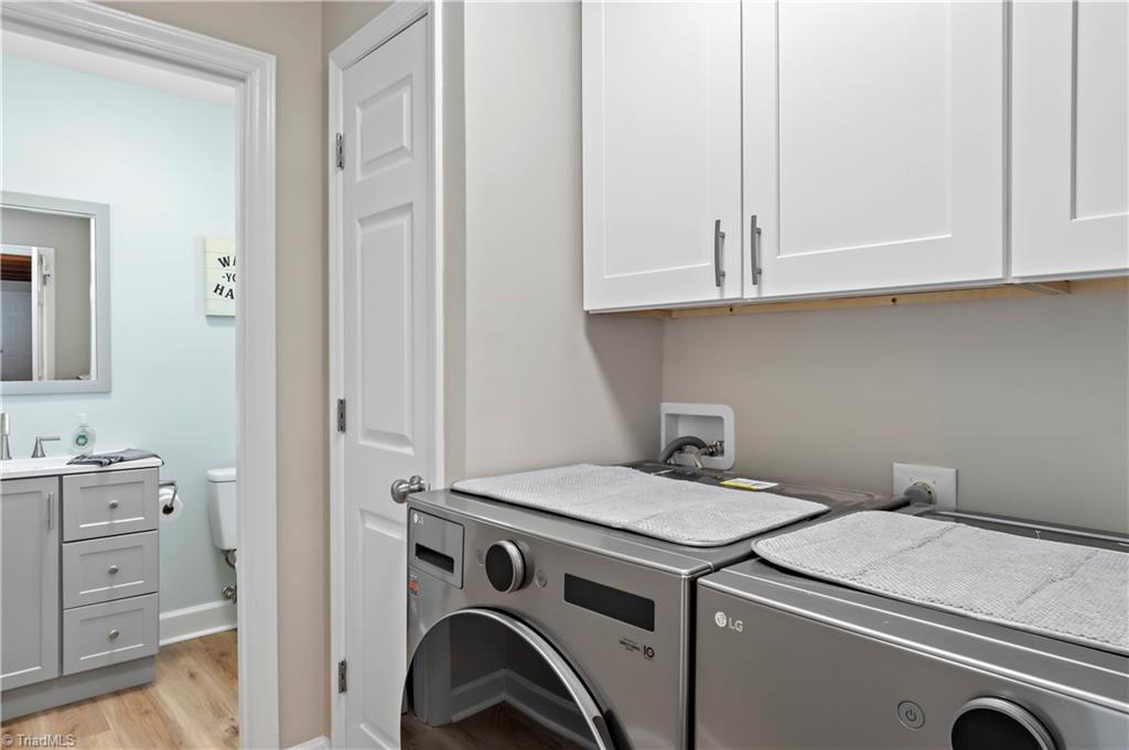 property viewer photo 14