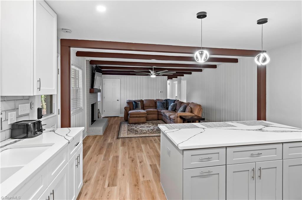 property viewer photo 15