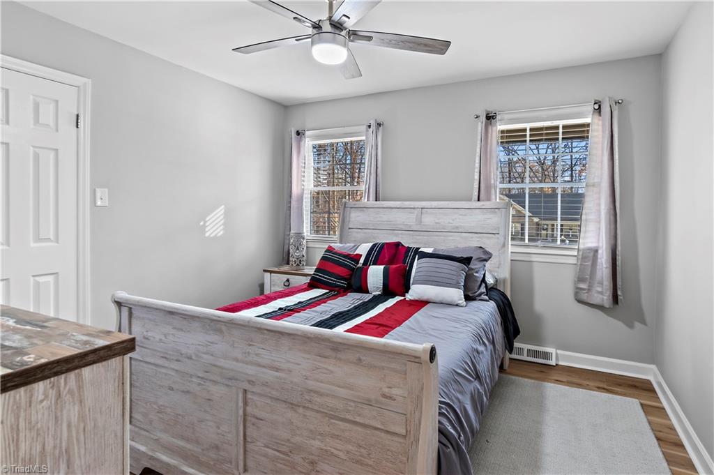property viewer photo 23