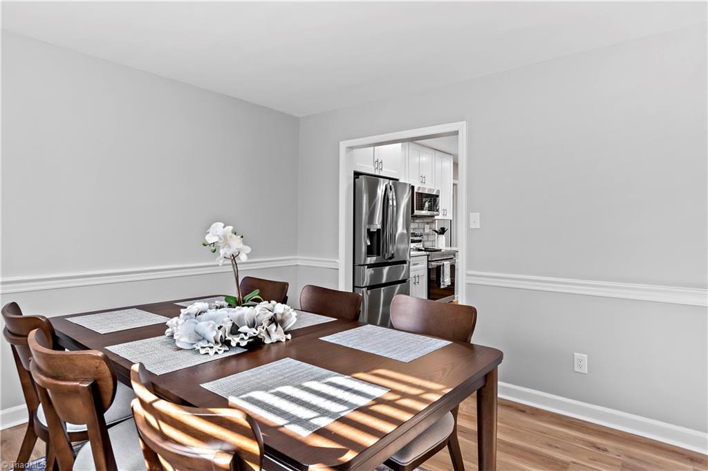 property viewer photo 8