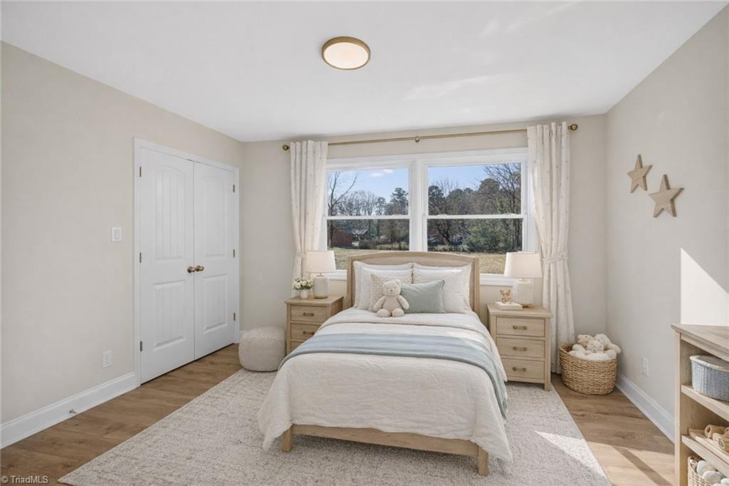 property viewer photo 10