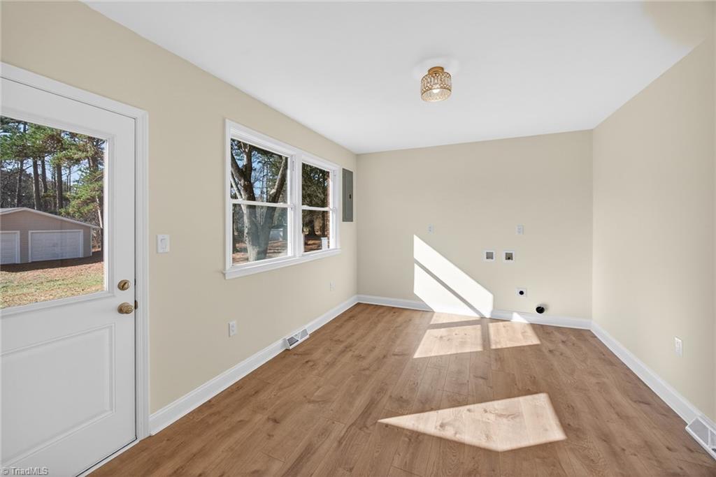 property viewer photo 29