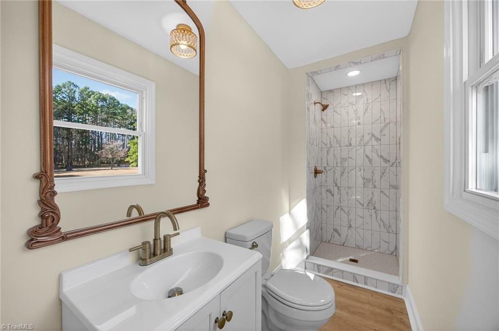 property viewer photo 33