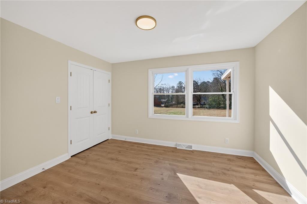 property viewer photo 38