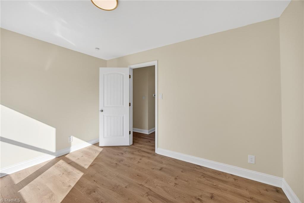 property viewer photo 39