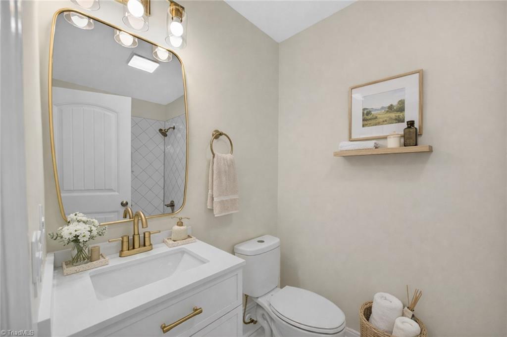 property viewer photo 6