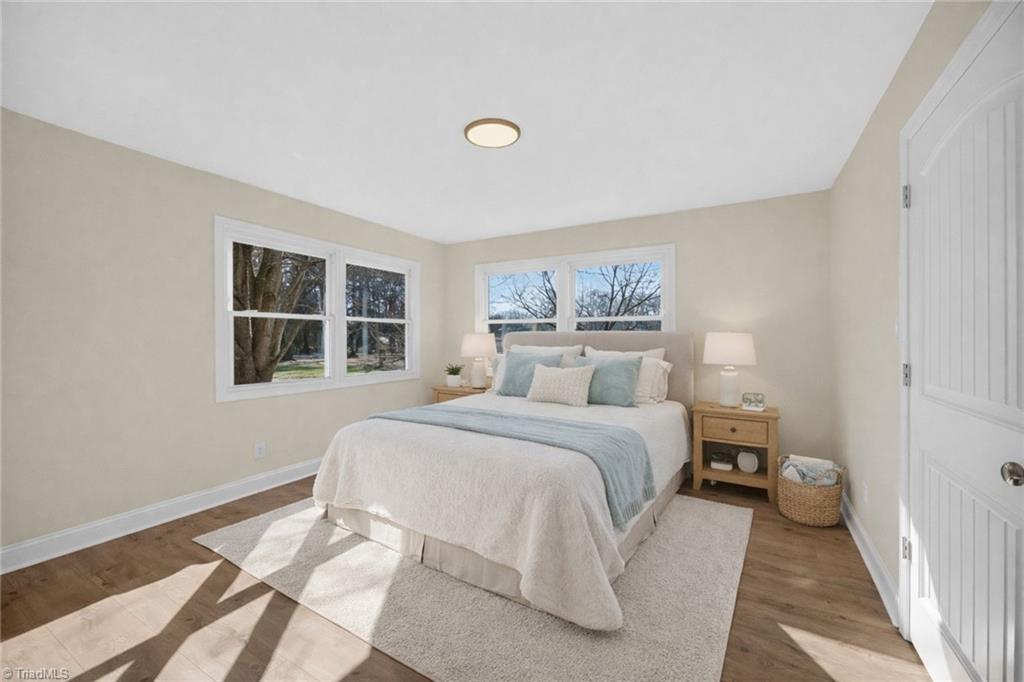 property viewer photo 9
