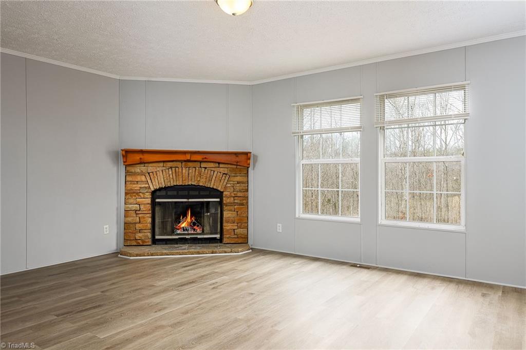 property viewer photo 11