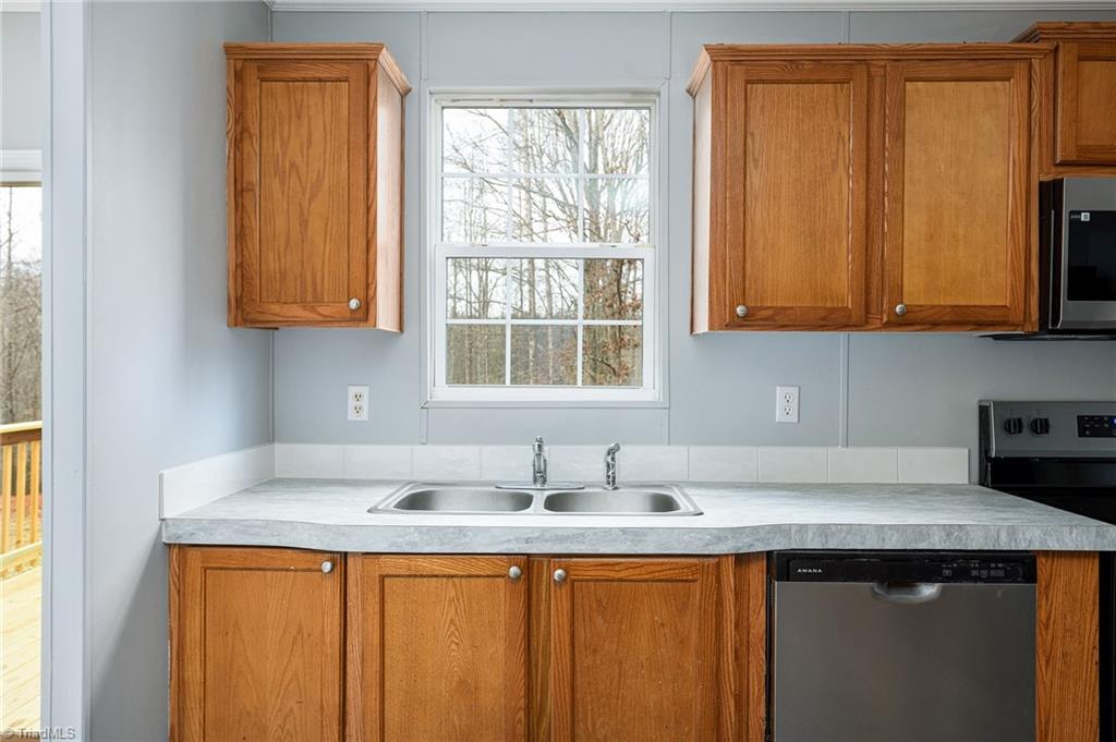 property viewer photo 36