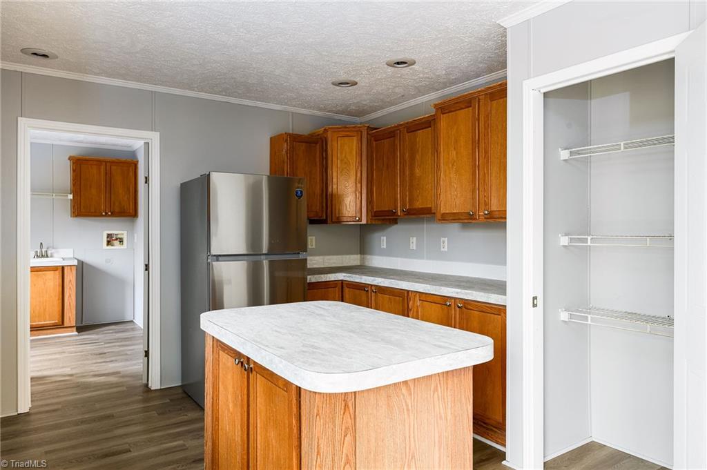 property viewer photo 37