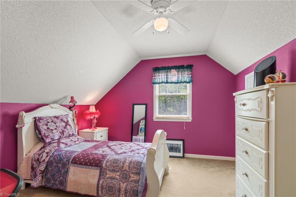 property viewer photo 15
