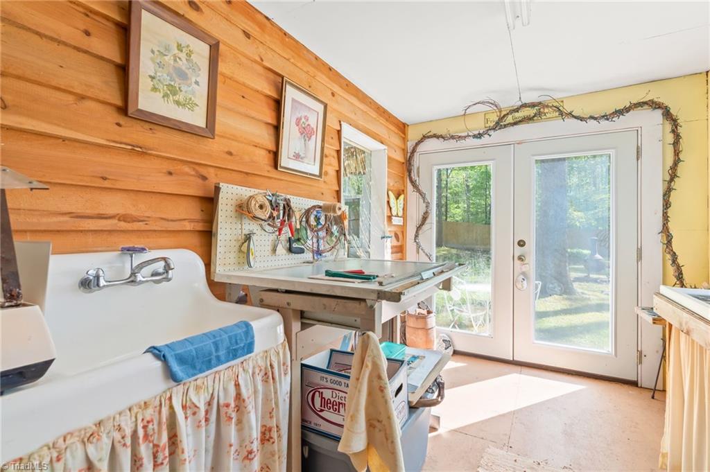 property viewer photo 25