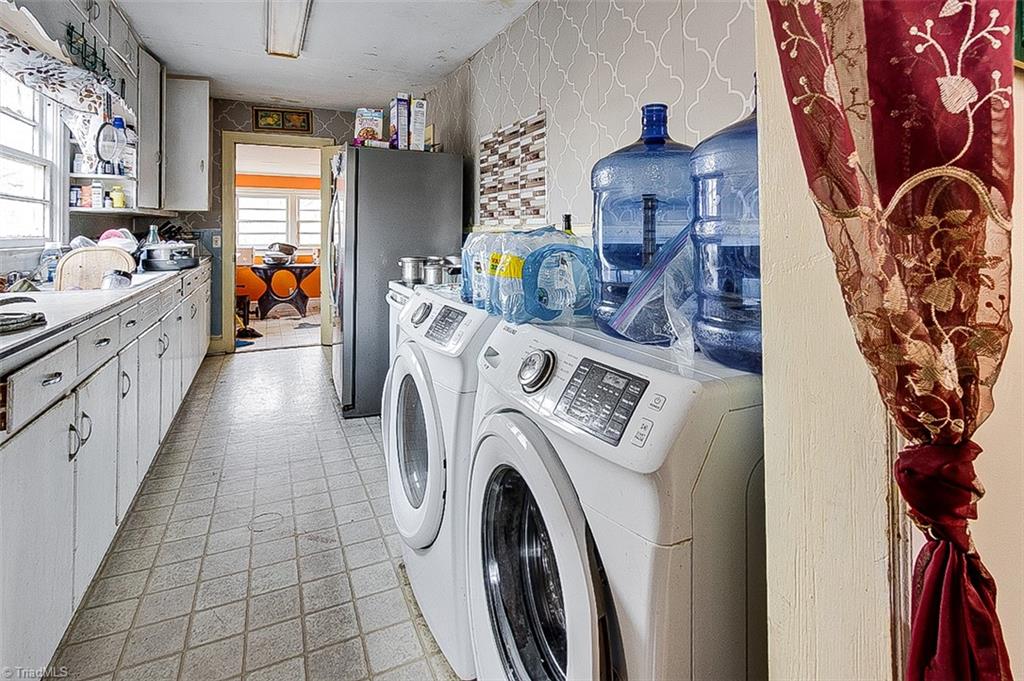property viewer photo 4