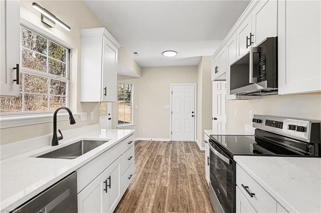 property viewer photo 10