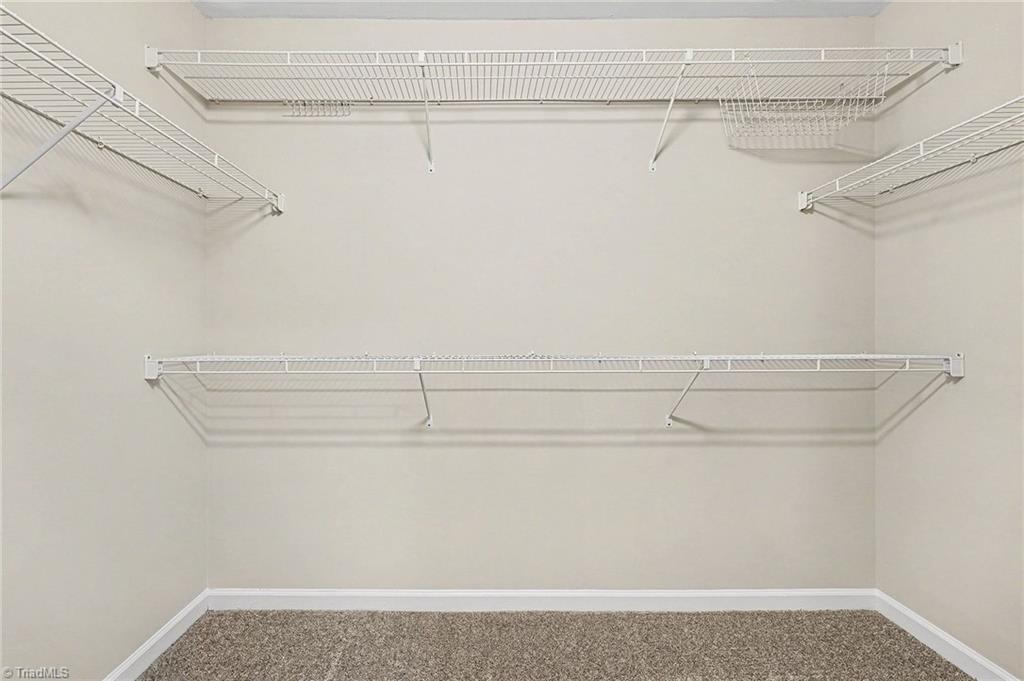 property viewer photo 15