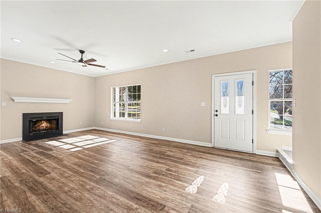 property viewer photo 4