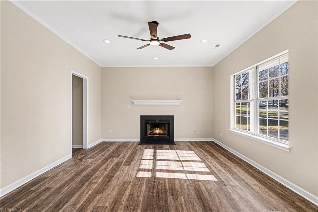 property viewer photo 5