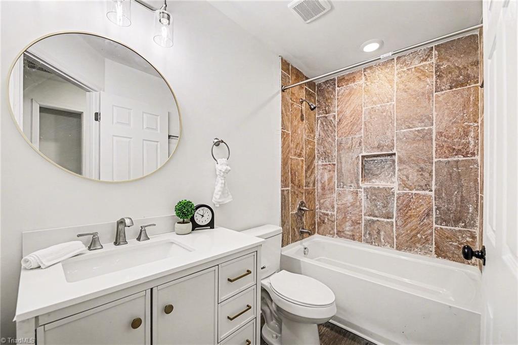 property viewer photo 12