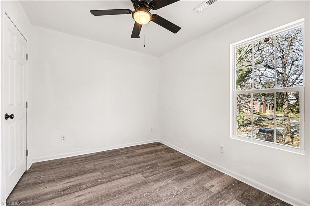 property viewer photo 13