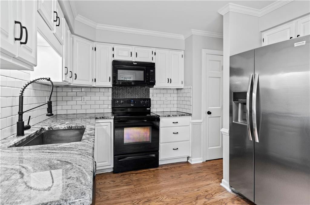 property viewer photo 11