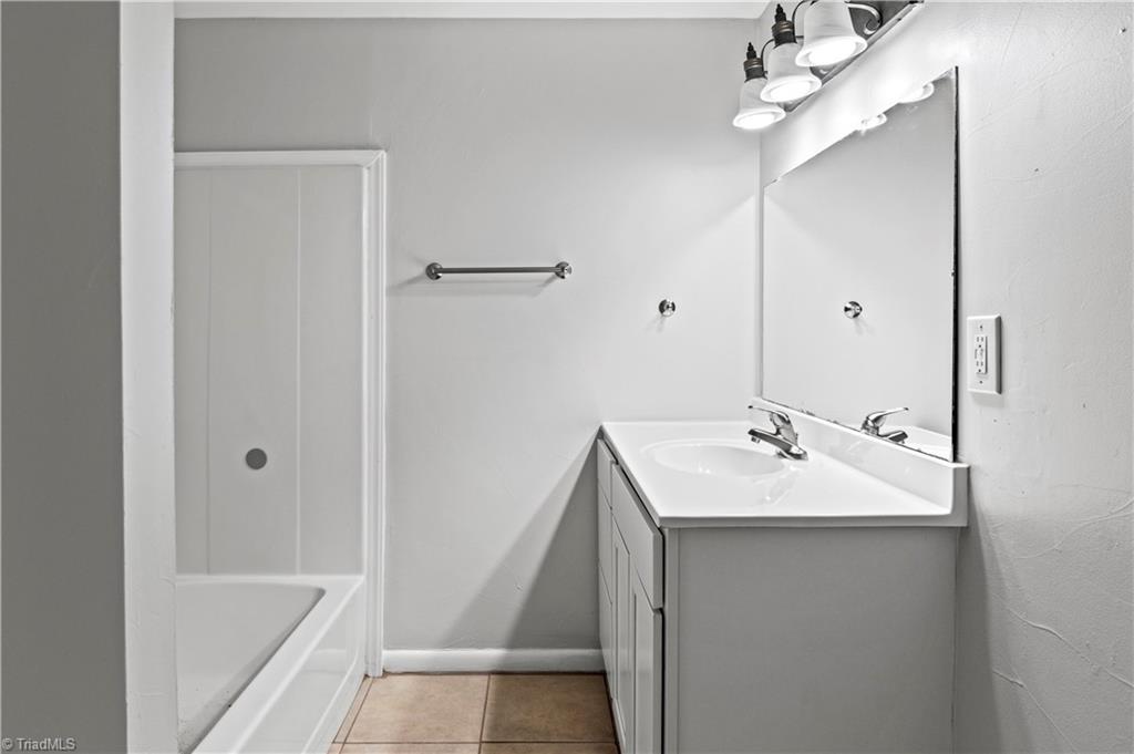 property viewer photo 29