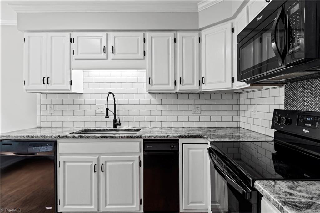 property viewer photo 9