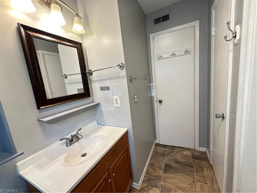 property viewer photo 15