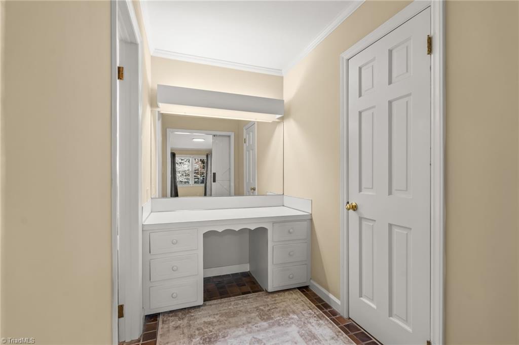 property viewer photo 14