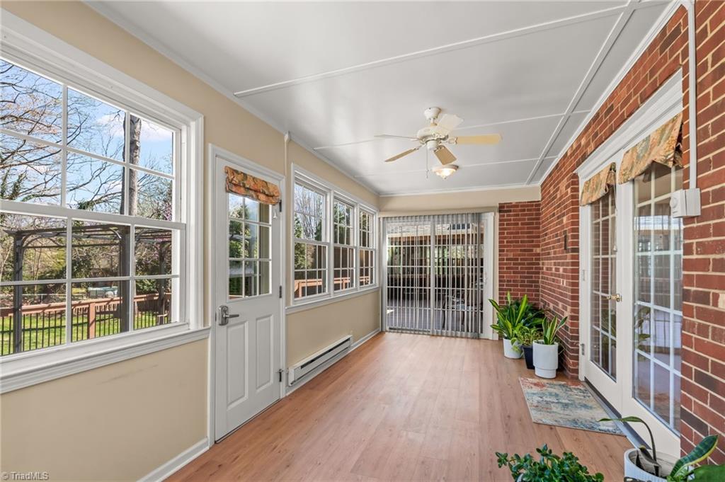 property viewer photo 8