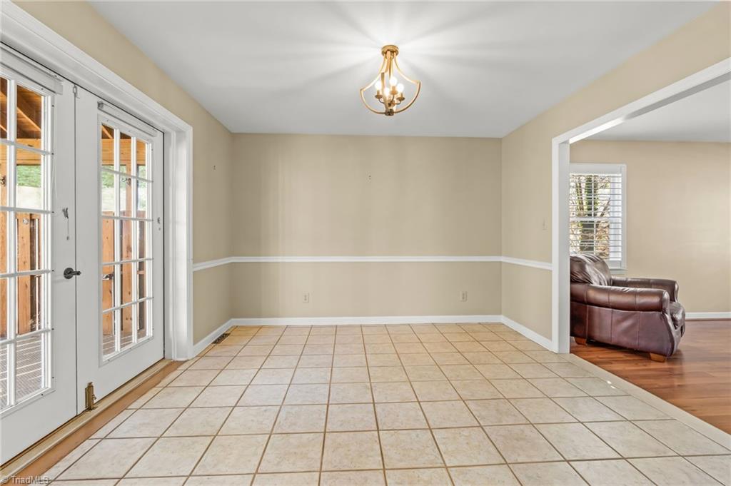 property viewer photo 9