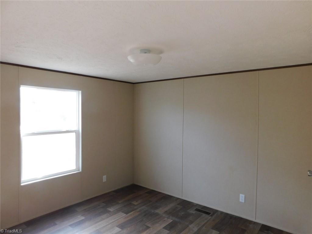 property viewer photo 10