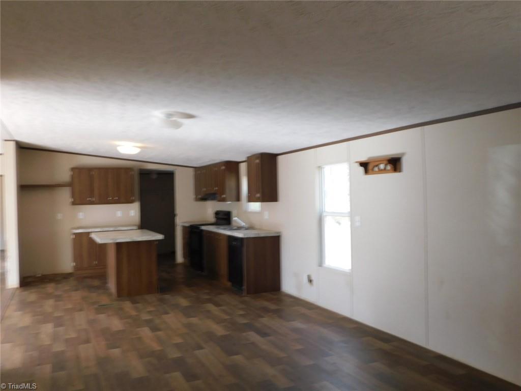 property viewer photo 3