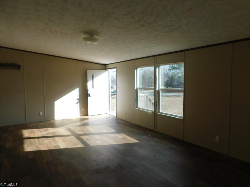 property viewer photo 7