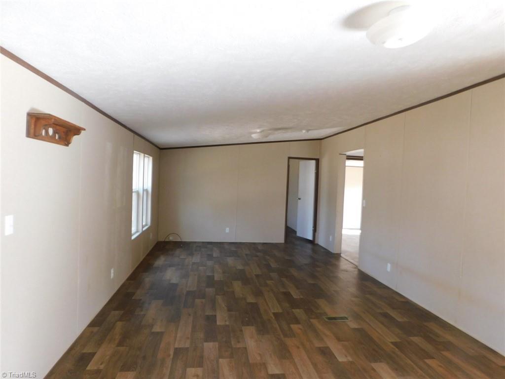 property viewer photo 8