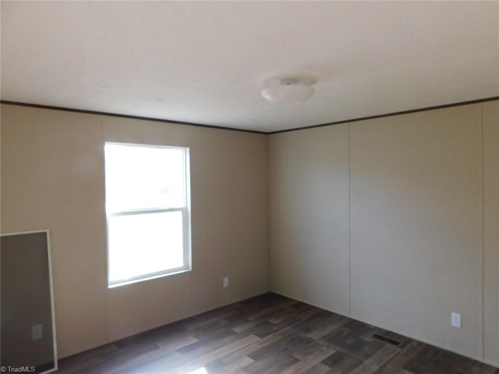 property viewer photo 9