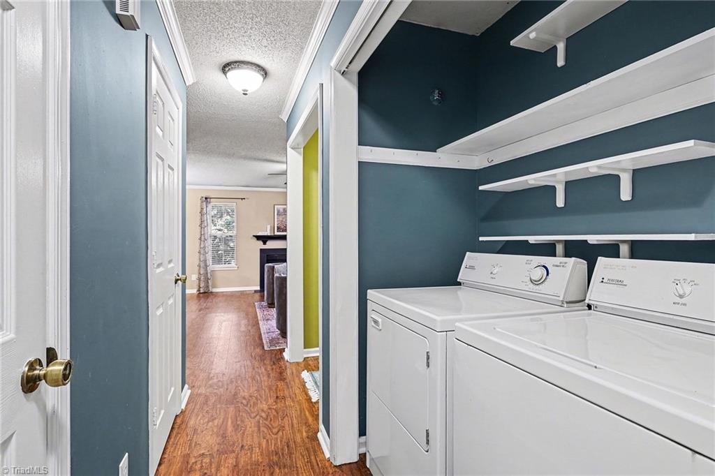 property viewer photo 7