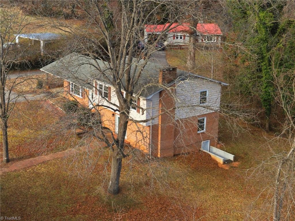 main property photo 37