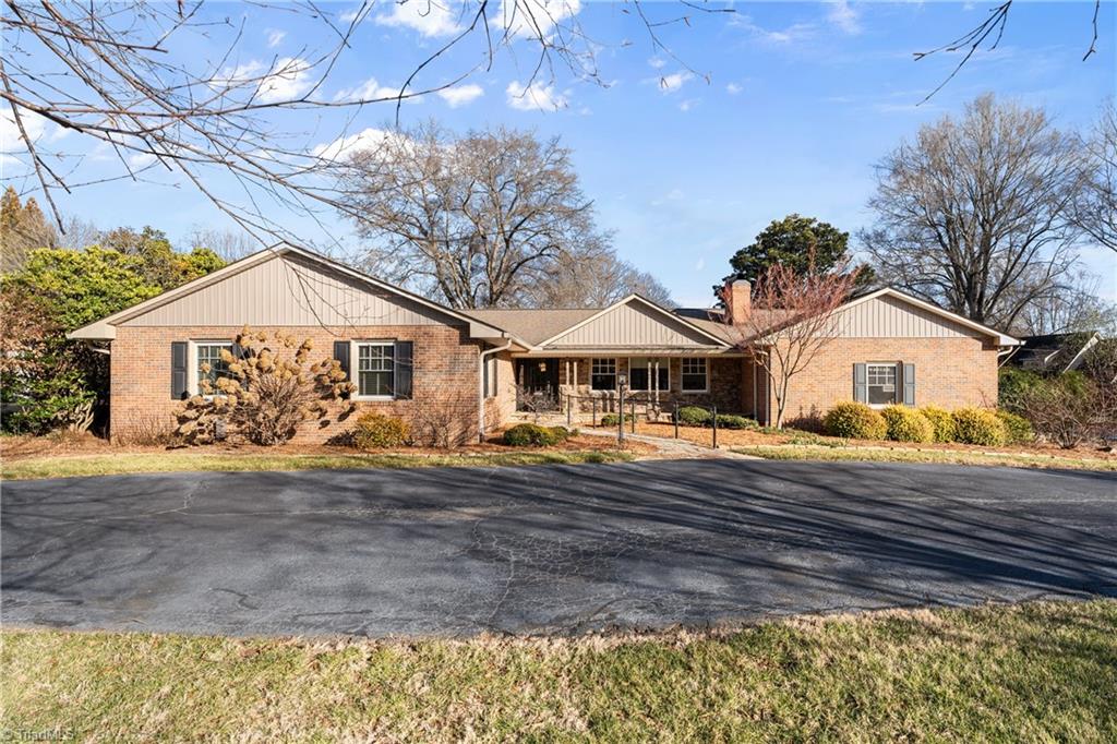 main property photo 0
