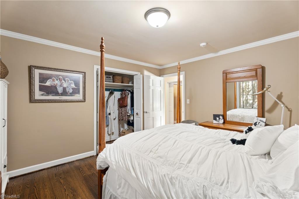 property viewer photo 26