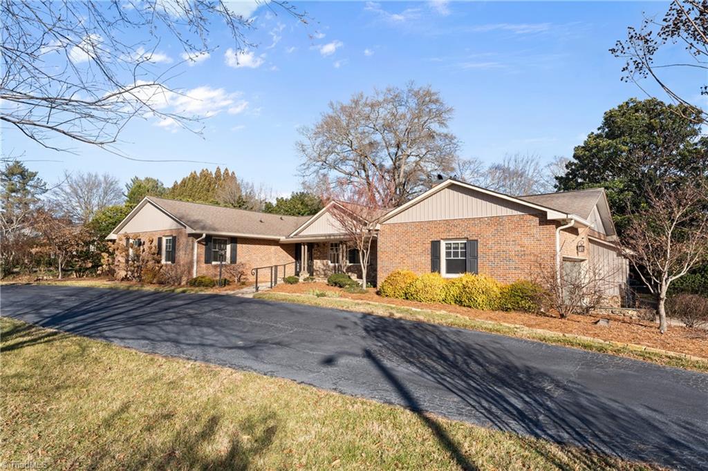 property viewer photo 3