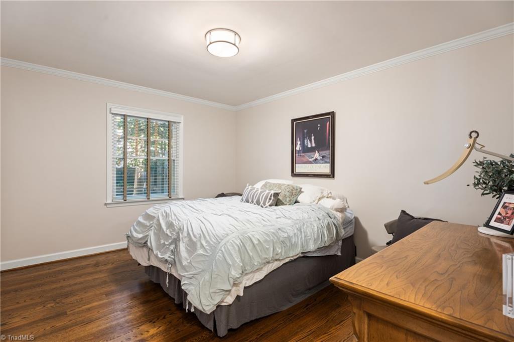 property viewer photo 30
