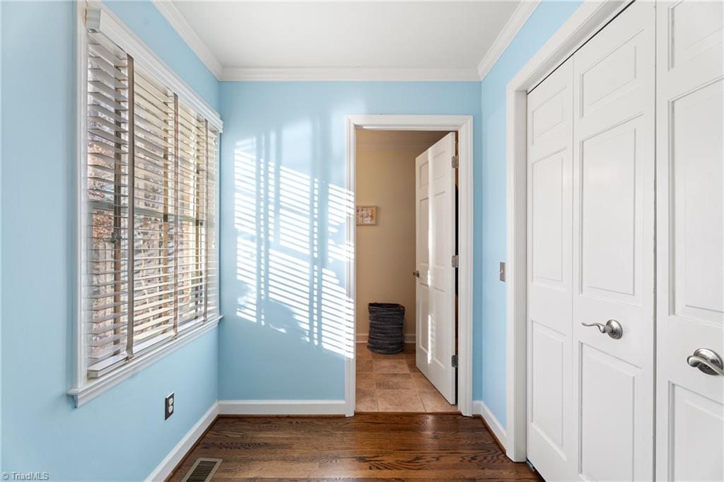 property viewer photo 33