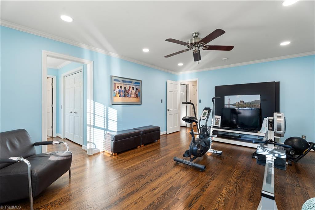 property viewer photo 34