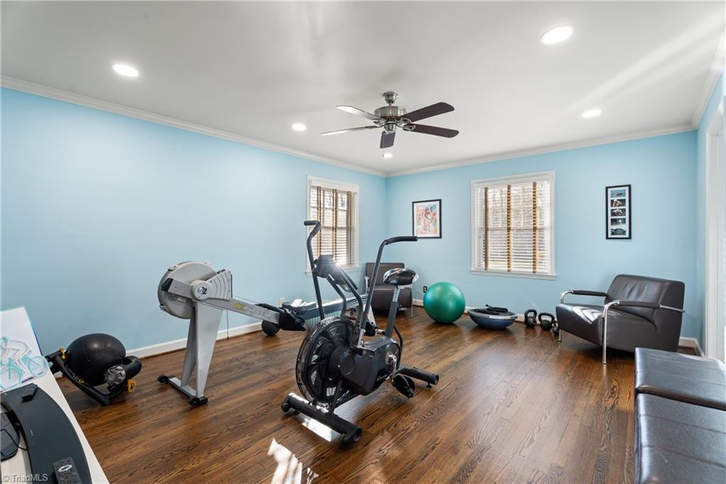 property viewer photo 35