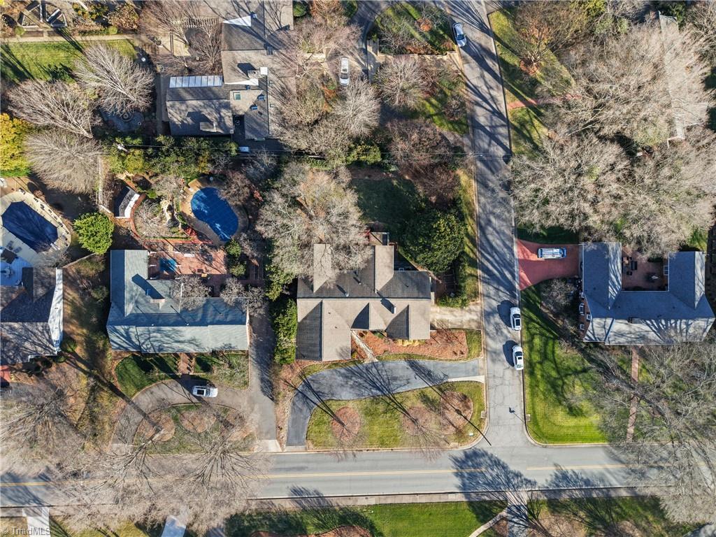 property viewer photo 43