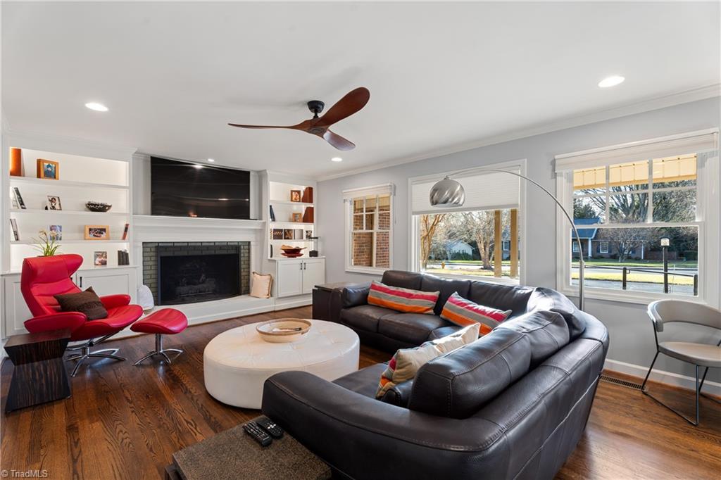 property viewer photo 5