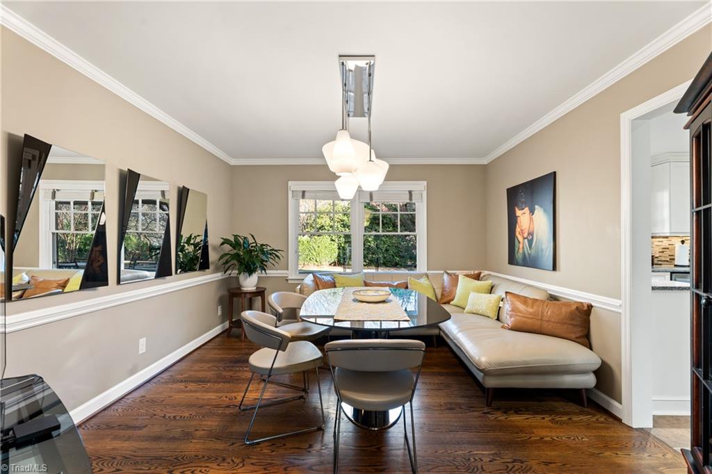property viewer photo 9